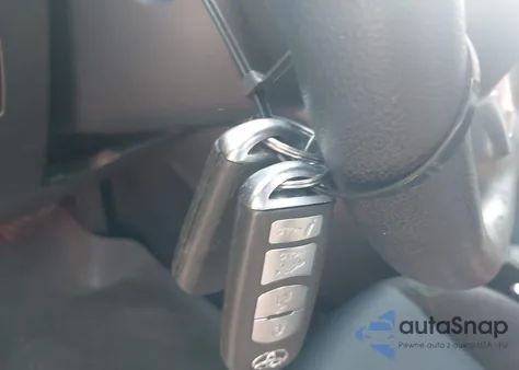 2017 Toyota Yaris Ia z USA, uszkodzony, nr VIN 3MYDLBYV7HY158360